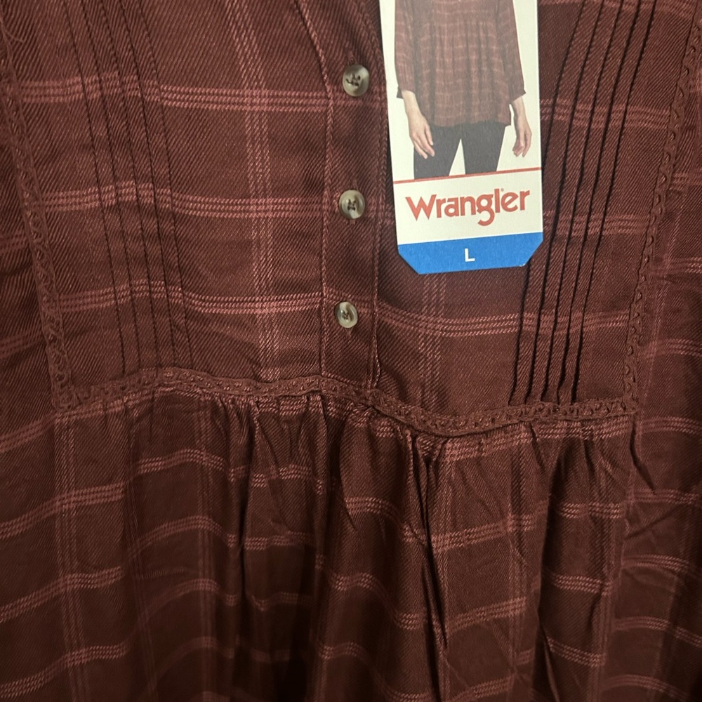 Wrangler Maroon Checkered Button-Up Shirt - Picture 3 of 5